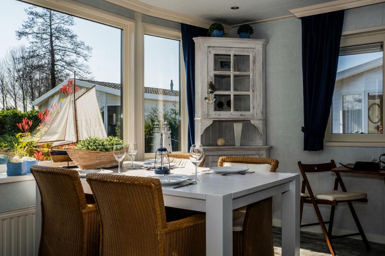 Chaletparc Krabbenkreek Zeeland - Chalet 50 Sint Annaland Exteriér fotografie